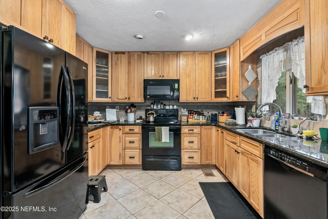 8290 Melrose Road, Melrose, FL 32666 Photo