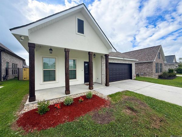 17048 Avocet Dr, Prairieville, LA 70769