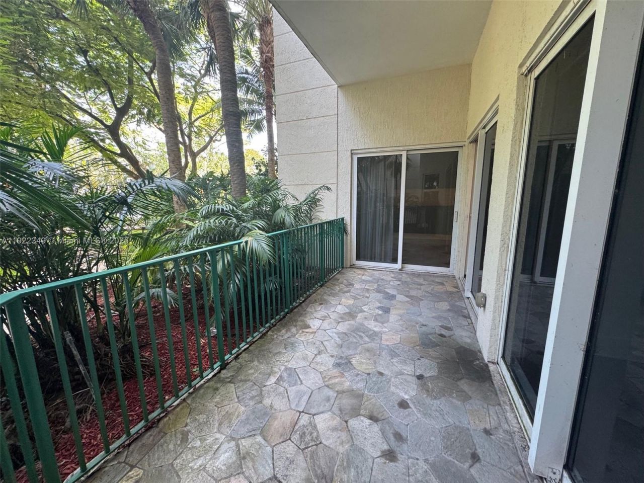 20000 E Country Club Dr, Unit 104, Aventura, FL 33180 Photo