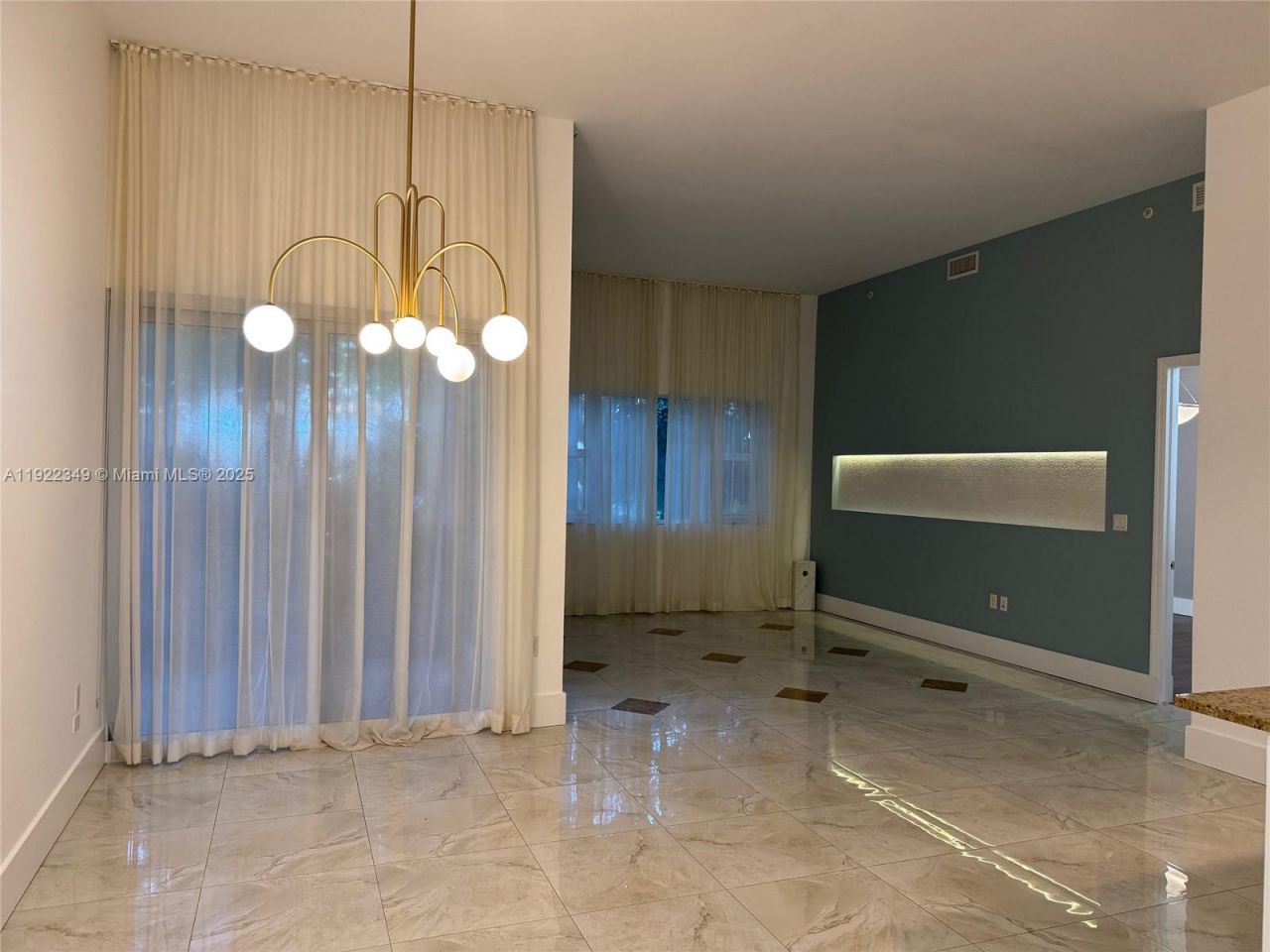 20000 E Country Club Dr, Unit 104, Aventura, FL 33180 Photo
