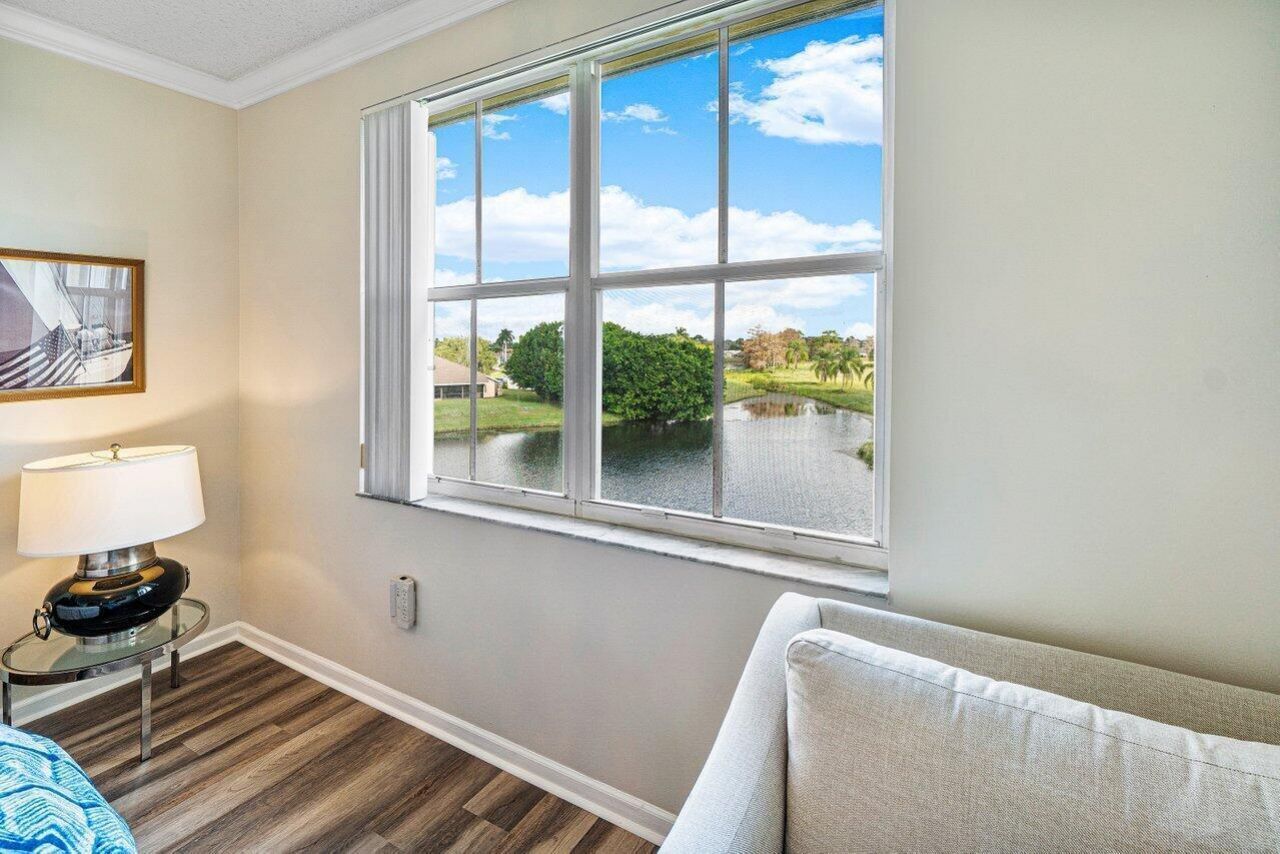 2040 Greenview Shores Boulevard, Unit 223, Wellington, FL 33414 Photo