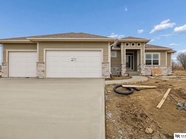 12509 S 89th Street, Papillion, NE 68046