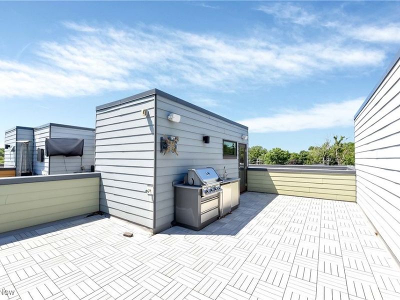 18875 Riversouth Terrace, Unit 31, Fairview Park, OH 44126 Photo 35