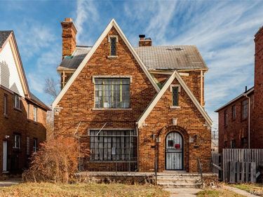 16766 Greenlawn Street, Detroit, MI 48221