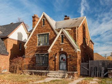 16766 Greenlawn Street, Detroit, MI 48221