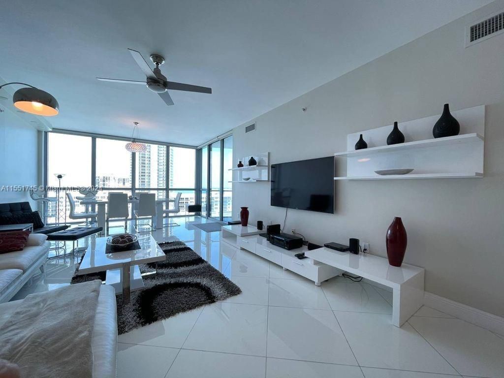 3101 S Ocean Dr, Unit 2003, Hollywood, FL 33019 Photo