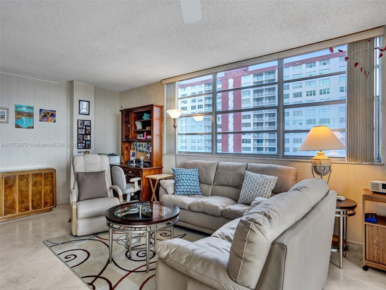 3113 S Ocean Dr, Unit 710, Hallandale Beach, FL 33009 Photo