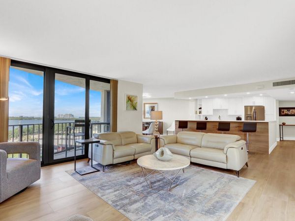 5420 N Ocean Drive, Unit 506, Singer Island, FL 33404