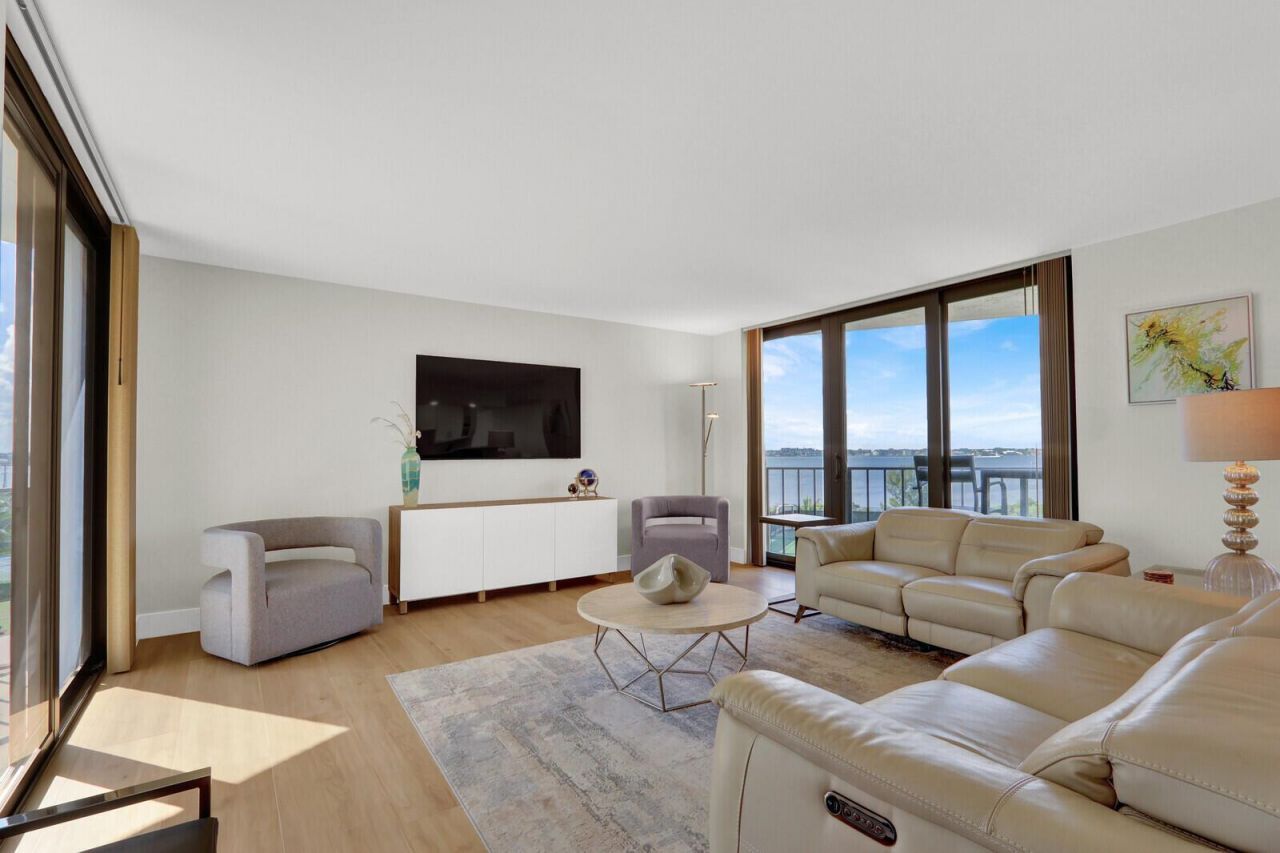 5420 N Ocean Drive, Unit 506, Singer Island, FL 33404 Photo