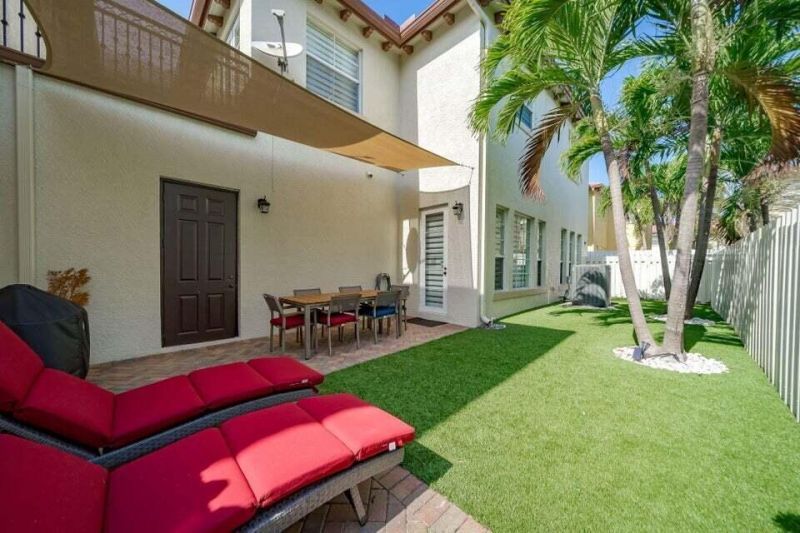 50 Via Poinciana Lane, Boca Raton, FL 33487 Photo