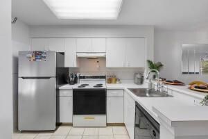 2236 N Cypress Bend Drive Drive, Unit 311, Pompano Beach, FL 33069 Photo