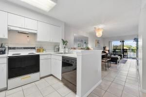 2236 N Cypress Bend Drive Drive, Unit 311, Pompano Beach, FL 33069 Photo