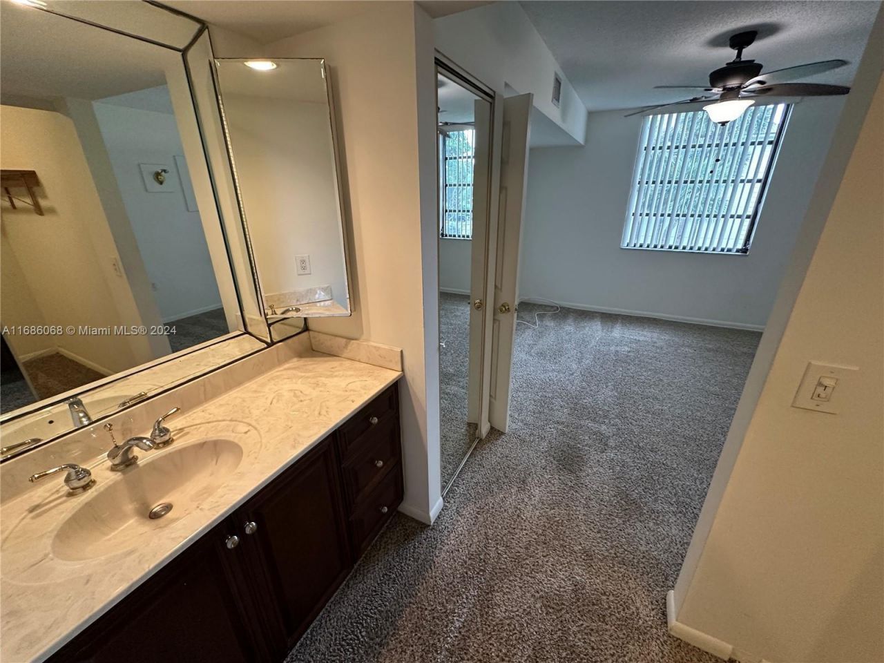 3650 Whitehall Drive, Unit 304, West Palm Beach, FL 33401 Photo