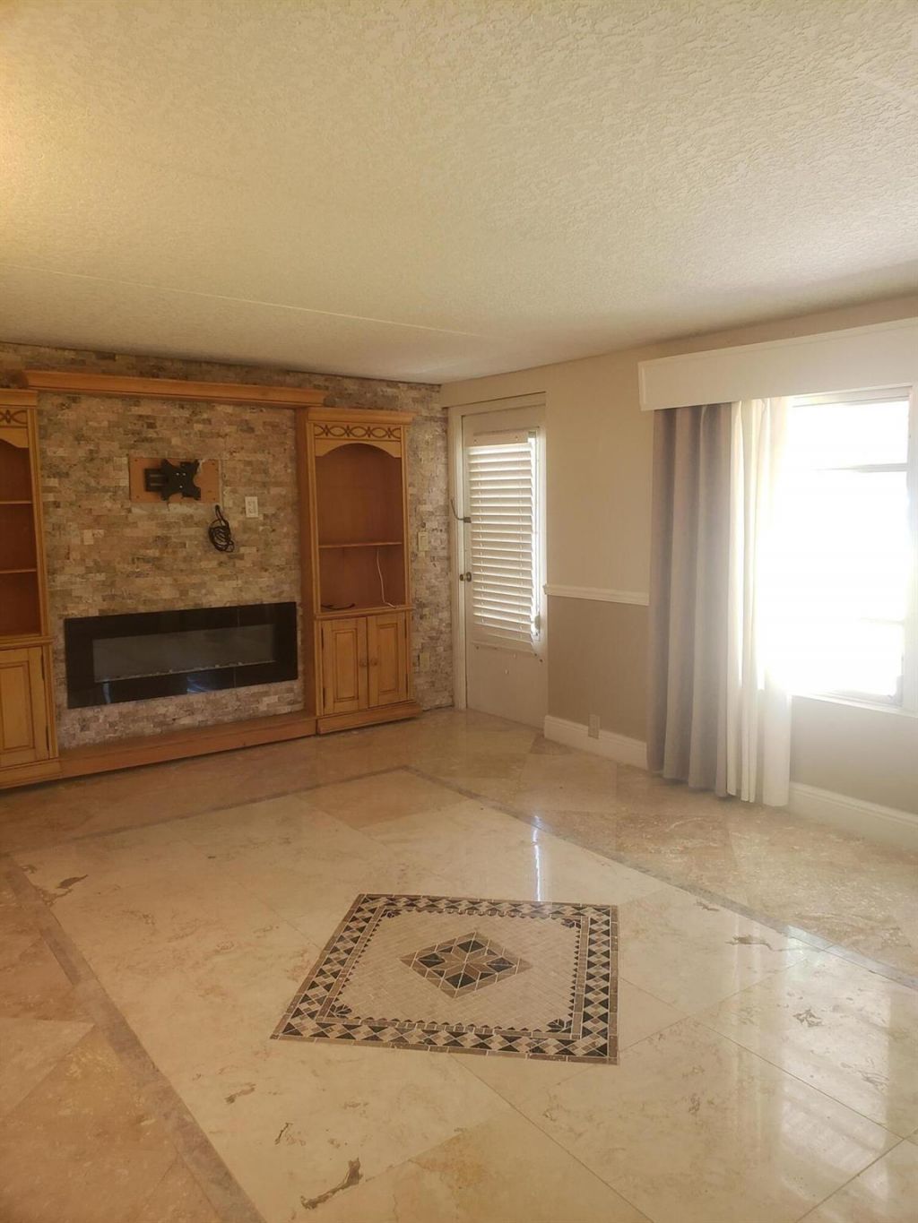 812 Dogwood Road, North Palm Beach, FL 33408 Photo