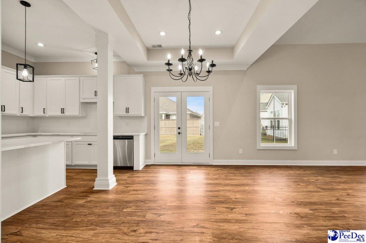 1075 Wessex Drive Photo 19