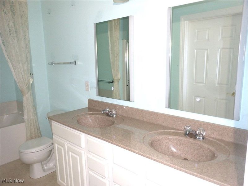 159 Waterford Way, Tallmadge, OH 44278 Photo 10