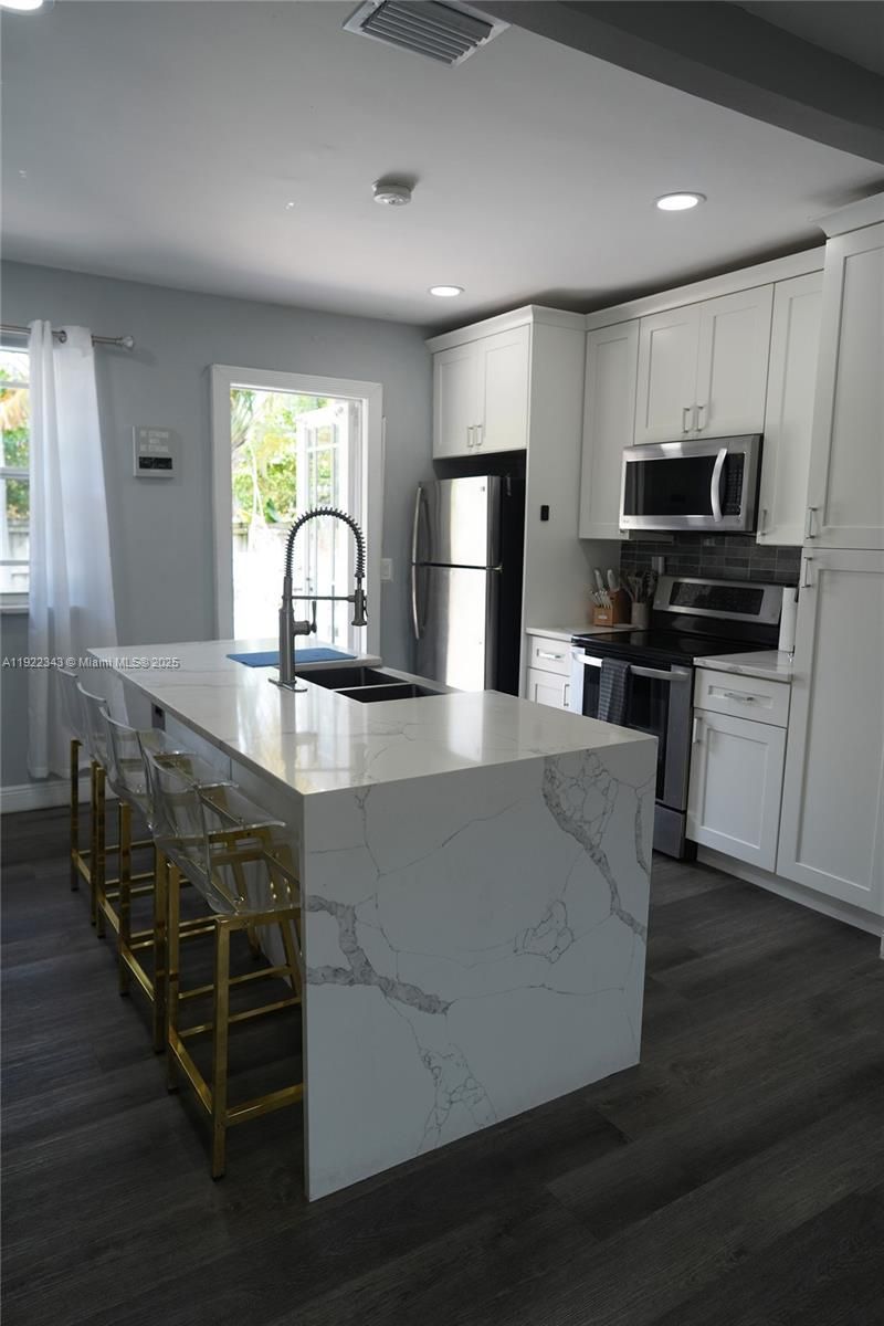 1401 NE 14th Ct, Fort Lauderdale, FL 33304 Photo