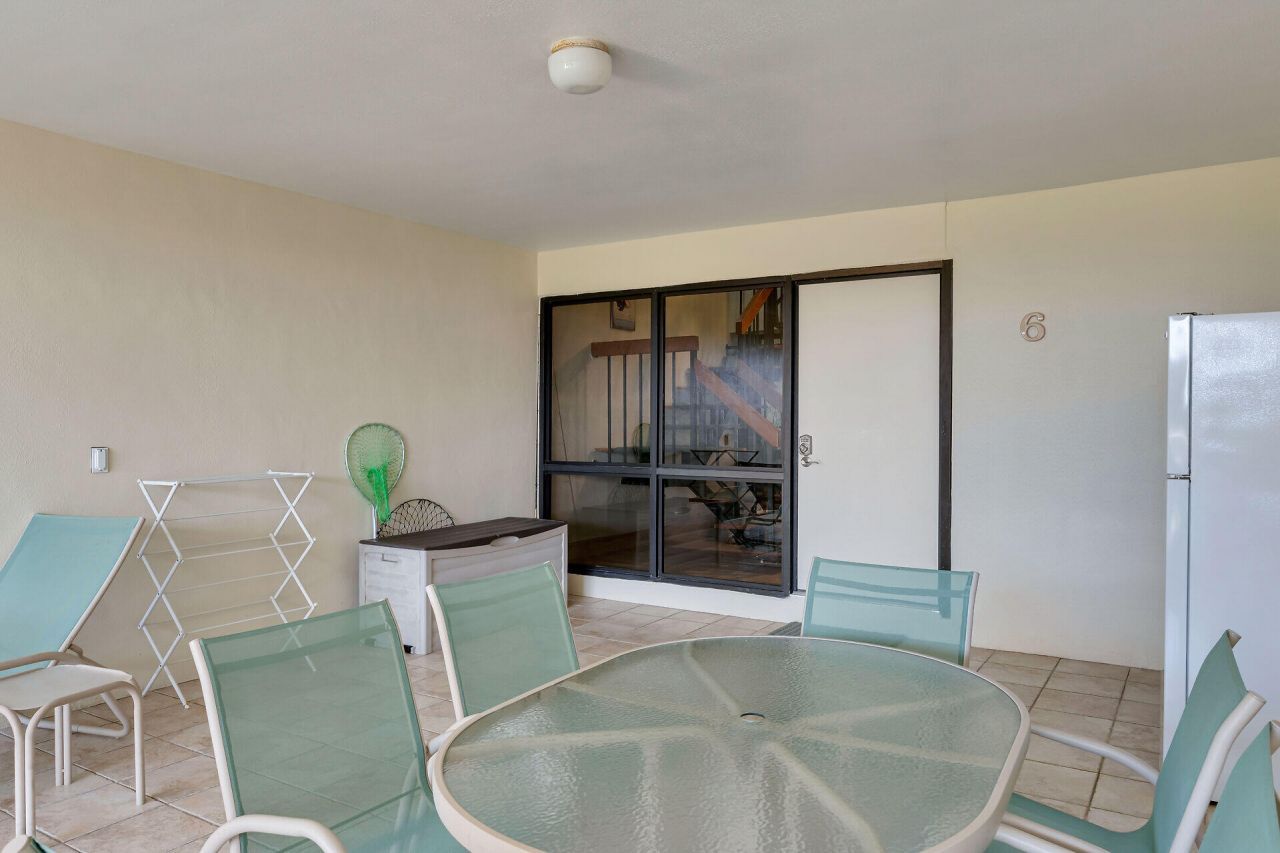1133 W Ocean Drive, Unit 6, Key Colony, FL 33051 Photo