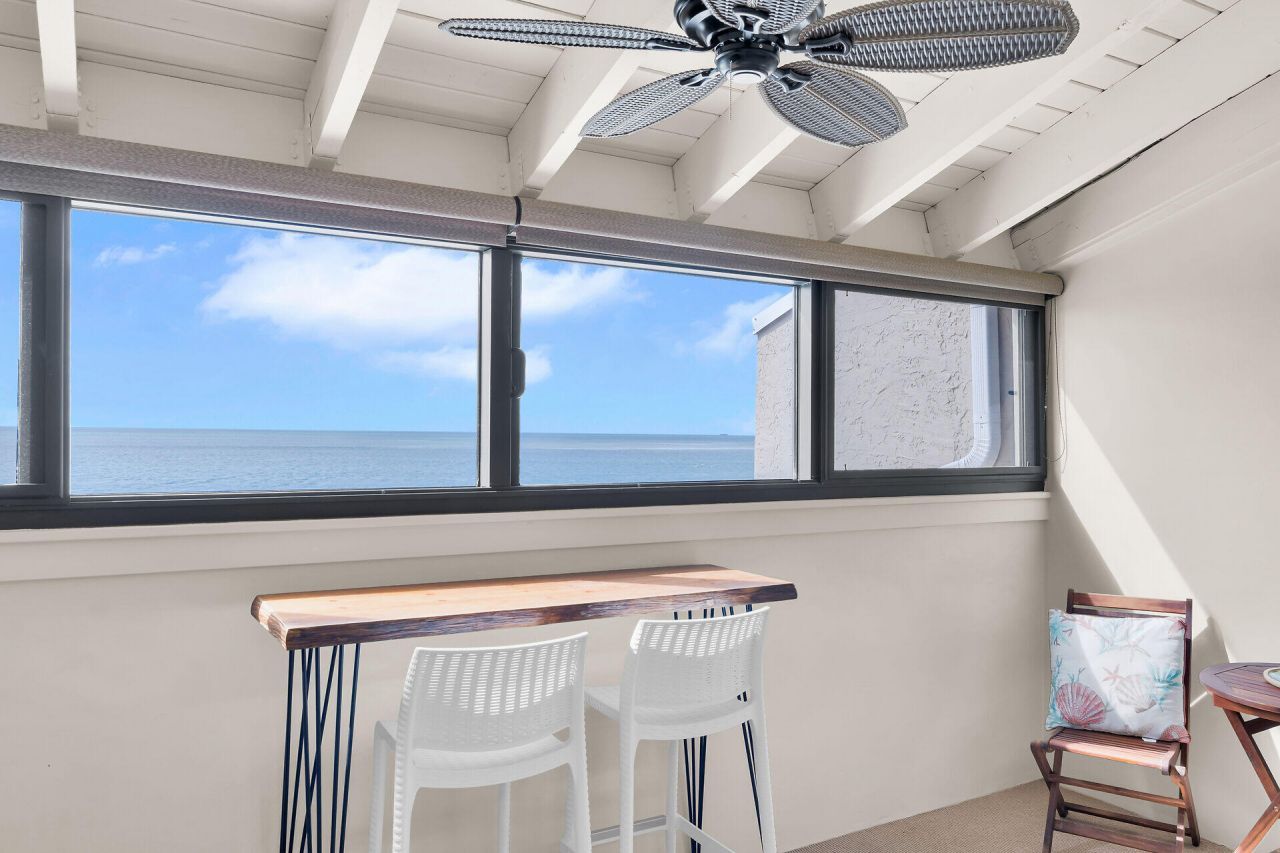 1133 W Ocean Drive, Unit 6, Key Colony, FL 33051 Photo