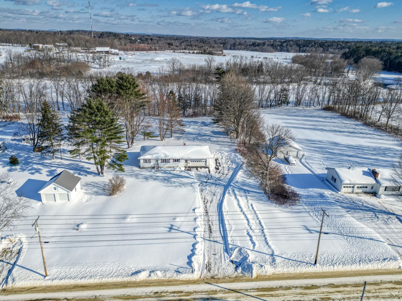 158 Pleasant Street, Clinton, ME 04927 Main Photo