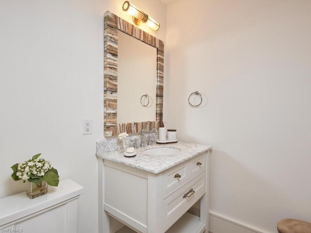 742 11th Ave S, Naples, FL 34102 Photo