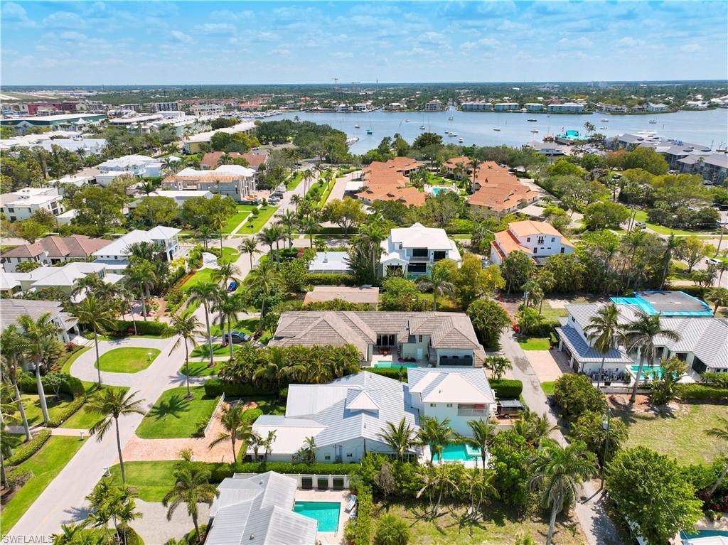 742 11th Ave S, Naples, FL 34102 Photo