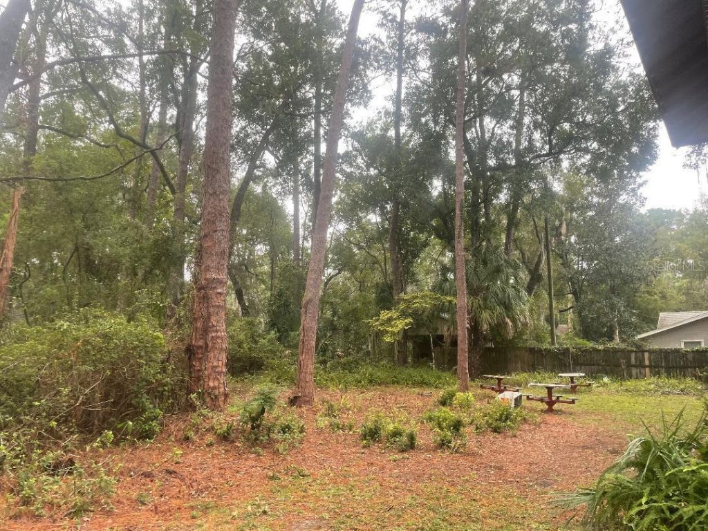 635 NE 9th Avenue, Gainesville, FL 32601 Photo