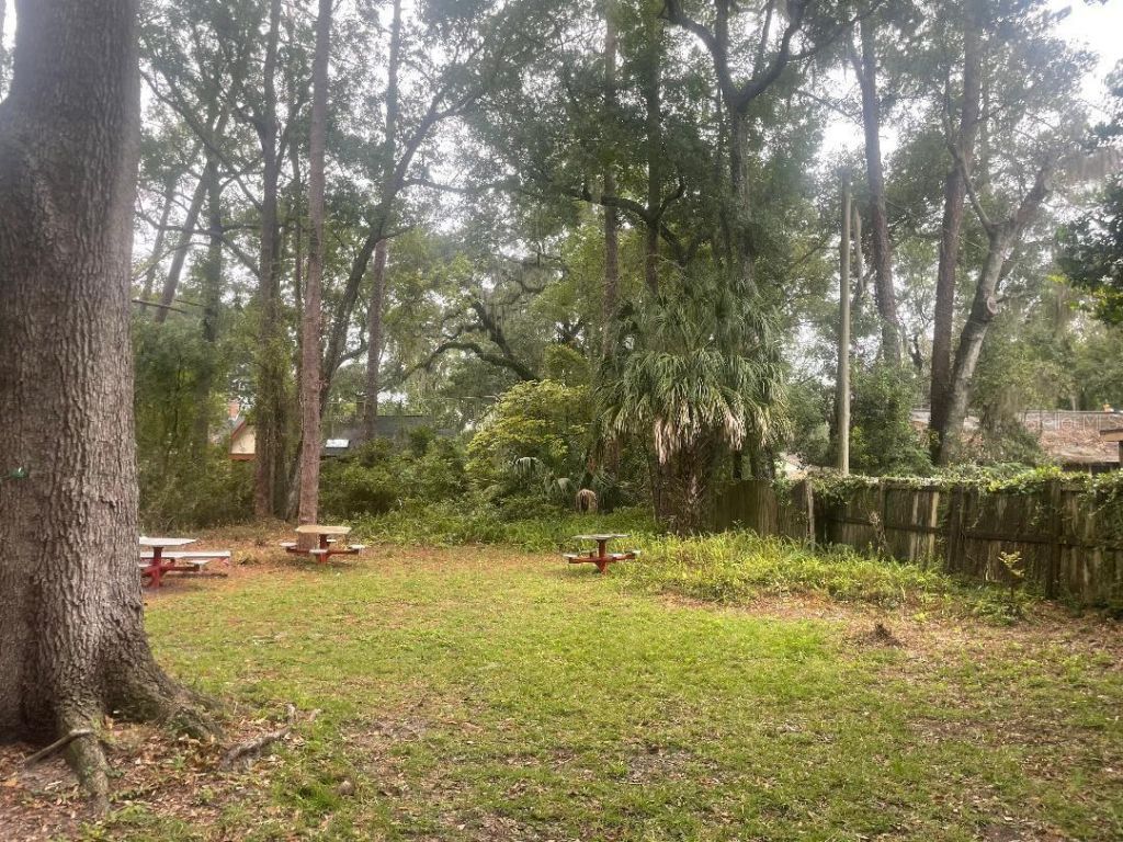 635 NE 9th Avenue, Gainesville, FL 32601 Photo