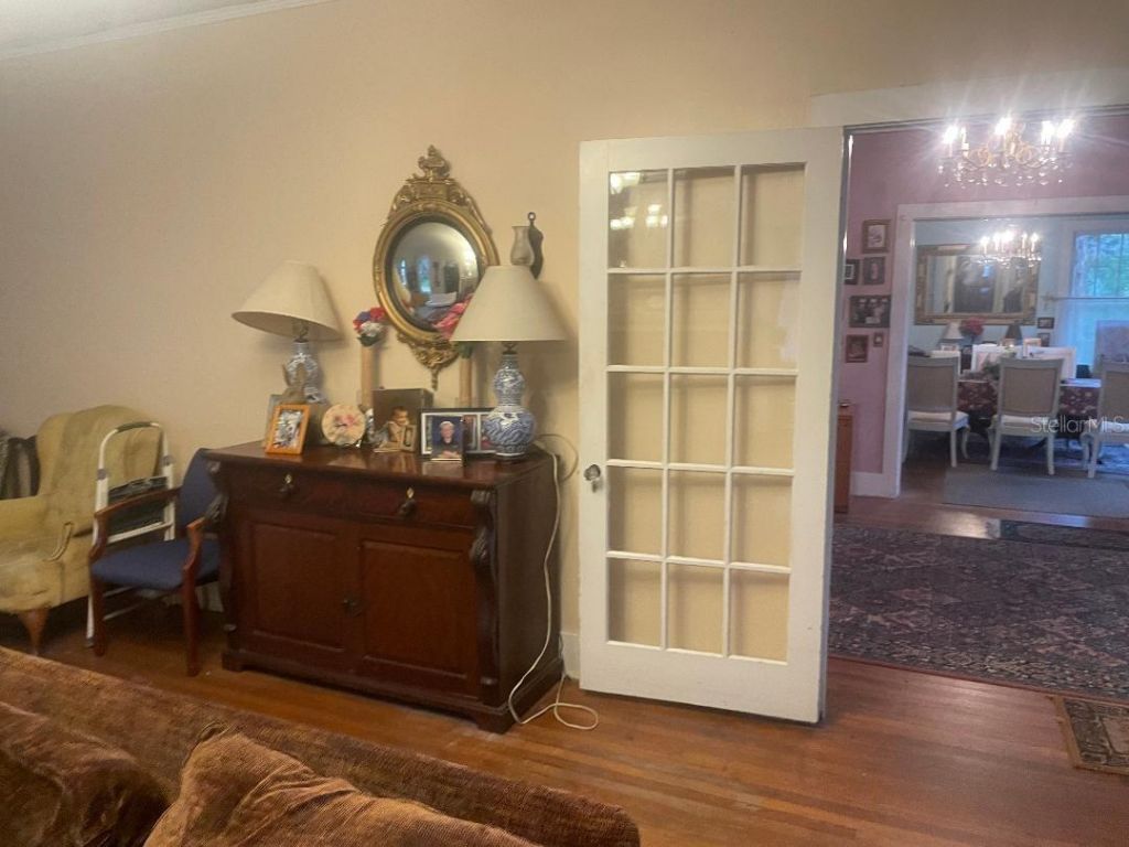 635 NE 9th Avenue, Gainesville, FL 32601 Photo