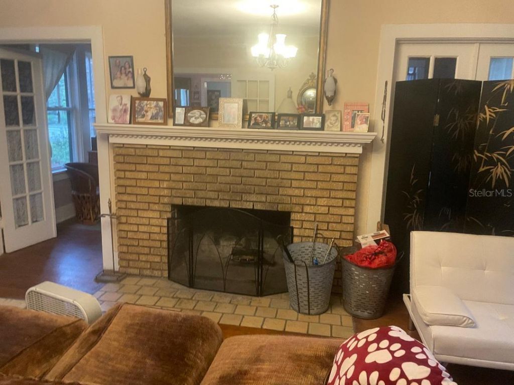 635 NE 9th Avenue, Gainesville, FL 32601 Photo