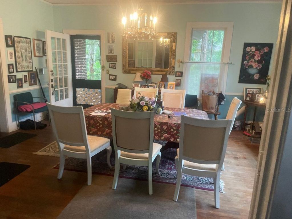 635 NE 9th Avenue, Gainesville, FL 32601 Photo