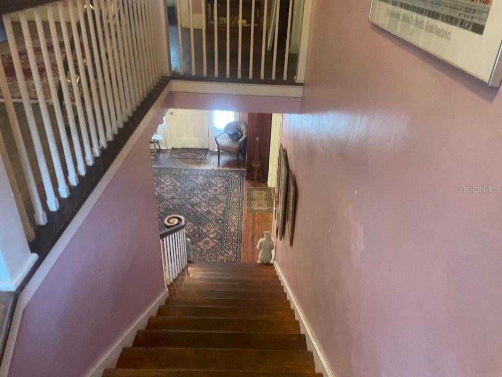 635 NE 9th Avenue, Gainesville, FL 32601 Photo