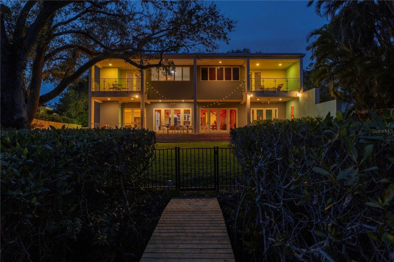 838 Monterey Boulevard Ne, Saint Petersburg, FL 33704 Photo