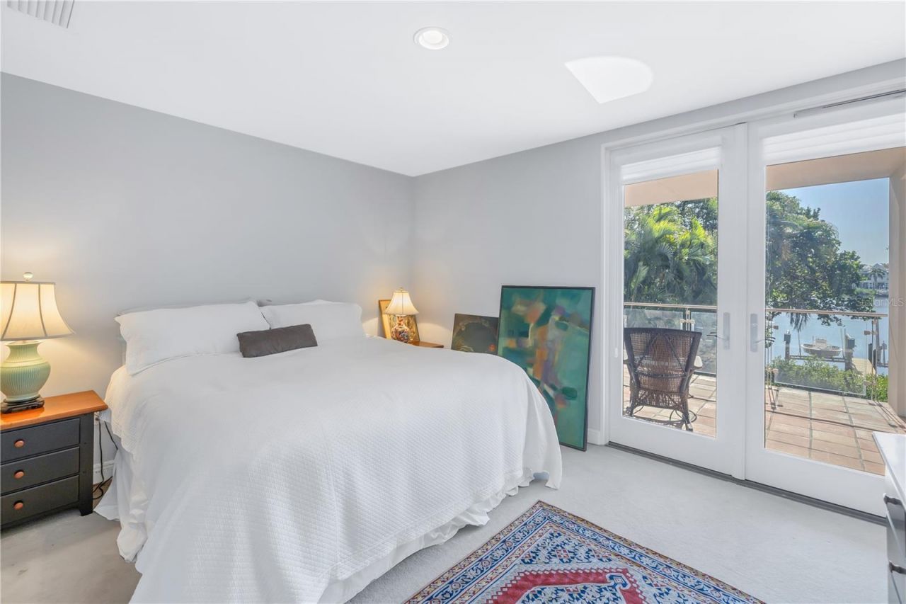 838 Monterey Boulevard Ne, Saint Petersburg, FL 33704 Photo