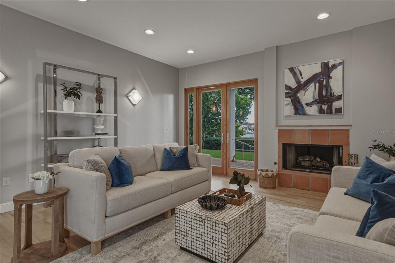 838 Monterey Boulevard Ne, Saint Petersburg, FL 33704 Photo