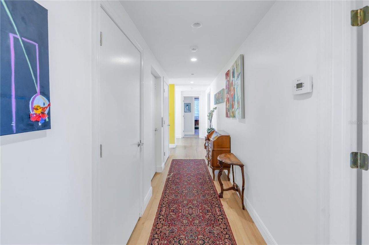 838 Monterey Boulevard Ne, Saint Petersburg, FL 33704 Photo