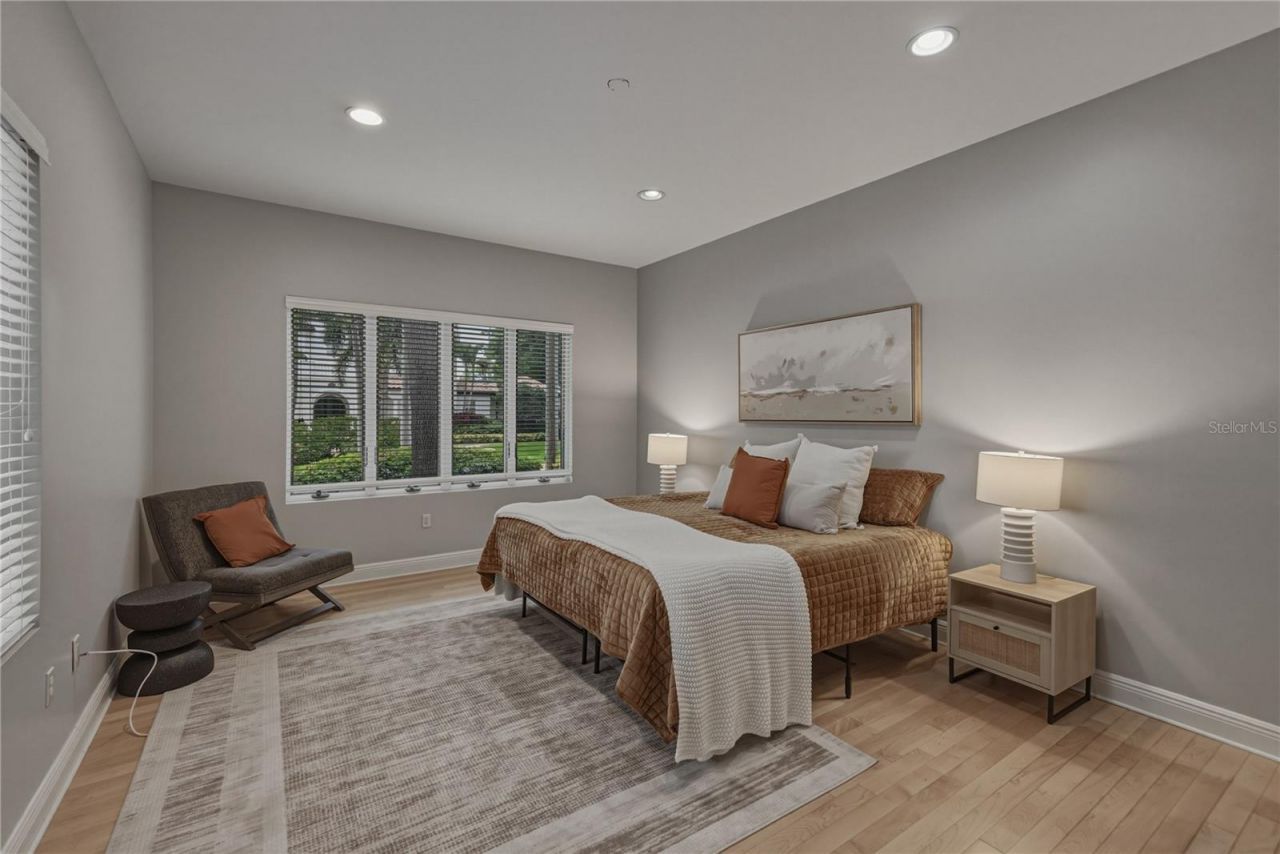 838 Monterey Boulevard Ne, Saint Petersburg, FL 33704 Photo