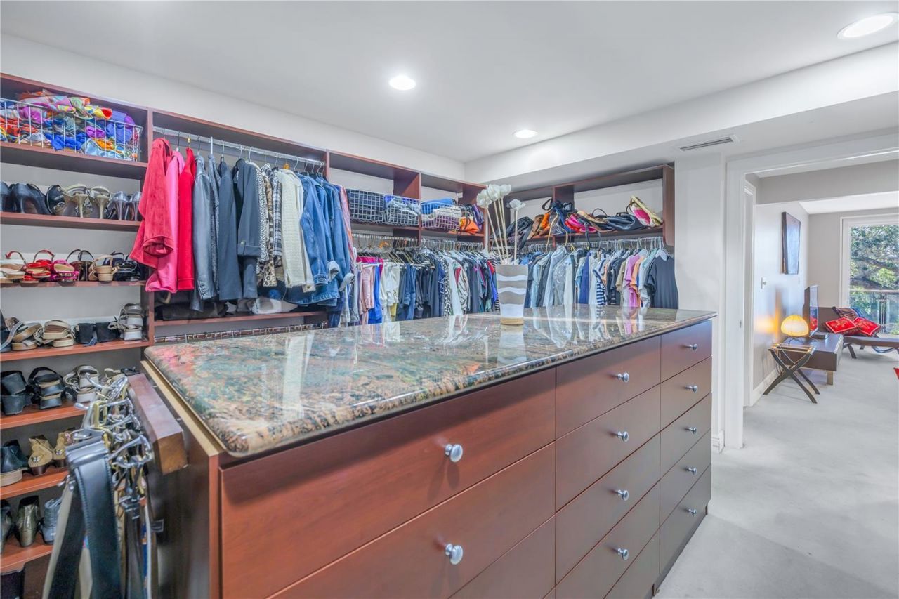 838 Monterey Boulevard Ne, Saint Petersburg, FL 33704 Photo