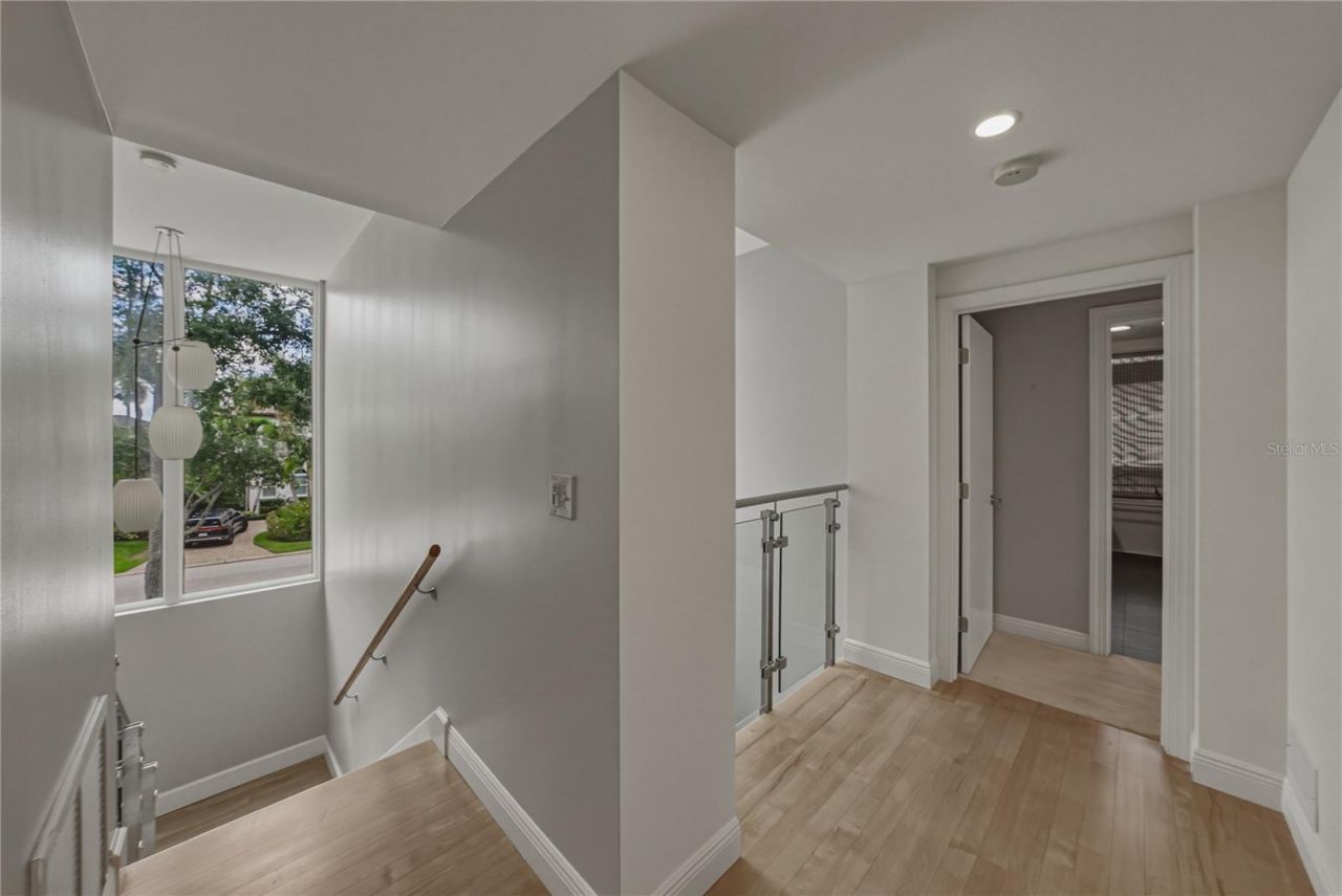 838 Monterey Boulevard Ne, Saint Petersburg, FL 33704 Photo