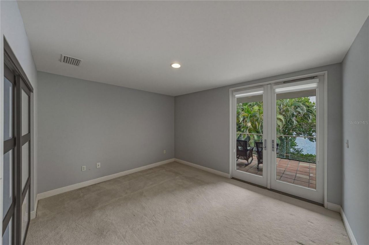 838 Monterey Boulevard Ne, Saint Petersburg, FL 33704 Photo