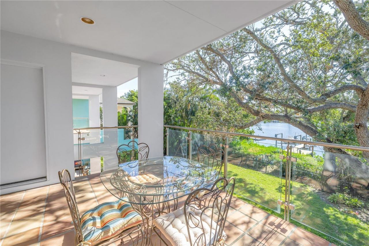 838 Monterey Boulevard Ne, Saint Petersburg, FL 33704 Photo