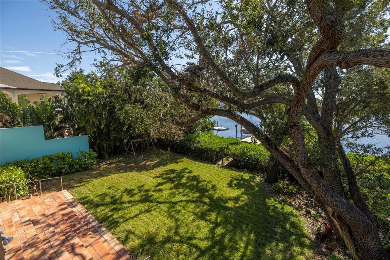 838 Monterey Boulevard Ne, Saint Petersburg, FL 33704 Photo