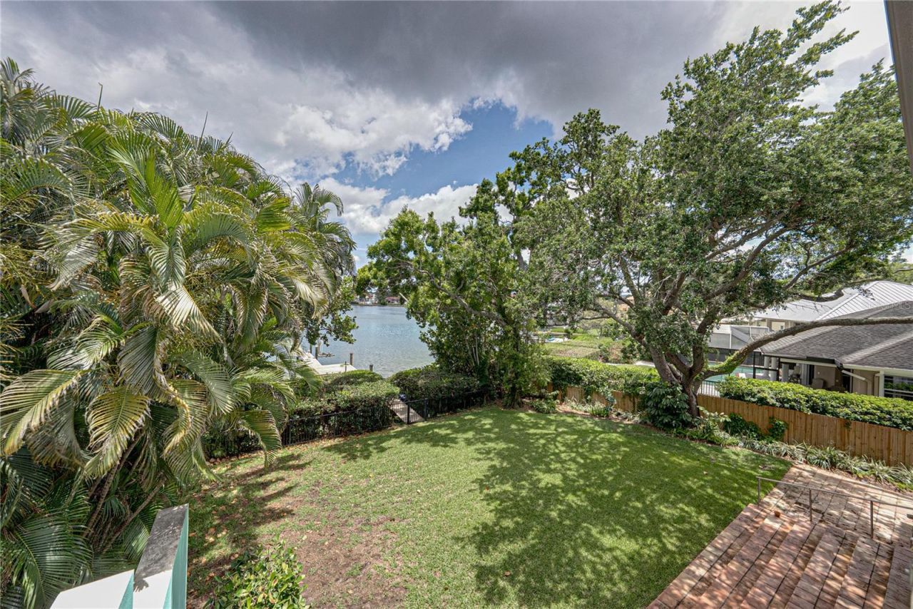 838 Monterey Boulevard Ne, Saint Petersburg, FL 33704 Photo
