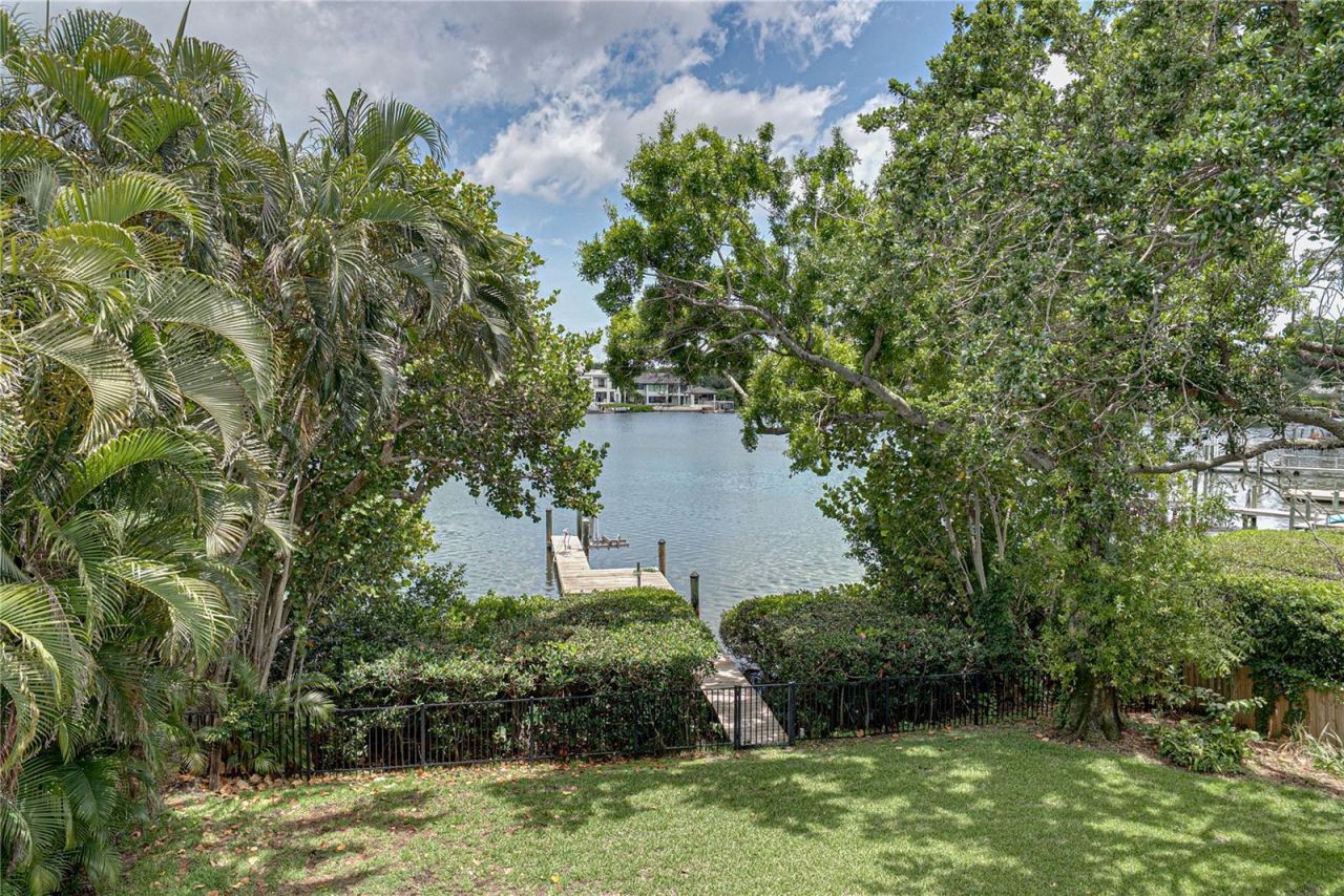 838 Monterey Boulevard Ne, Saint Petersburg, FL 33704 Photo
