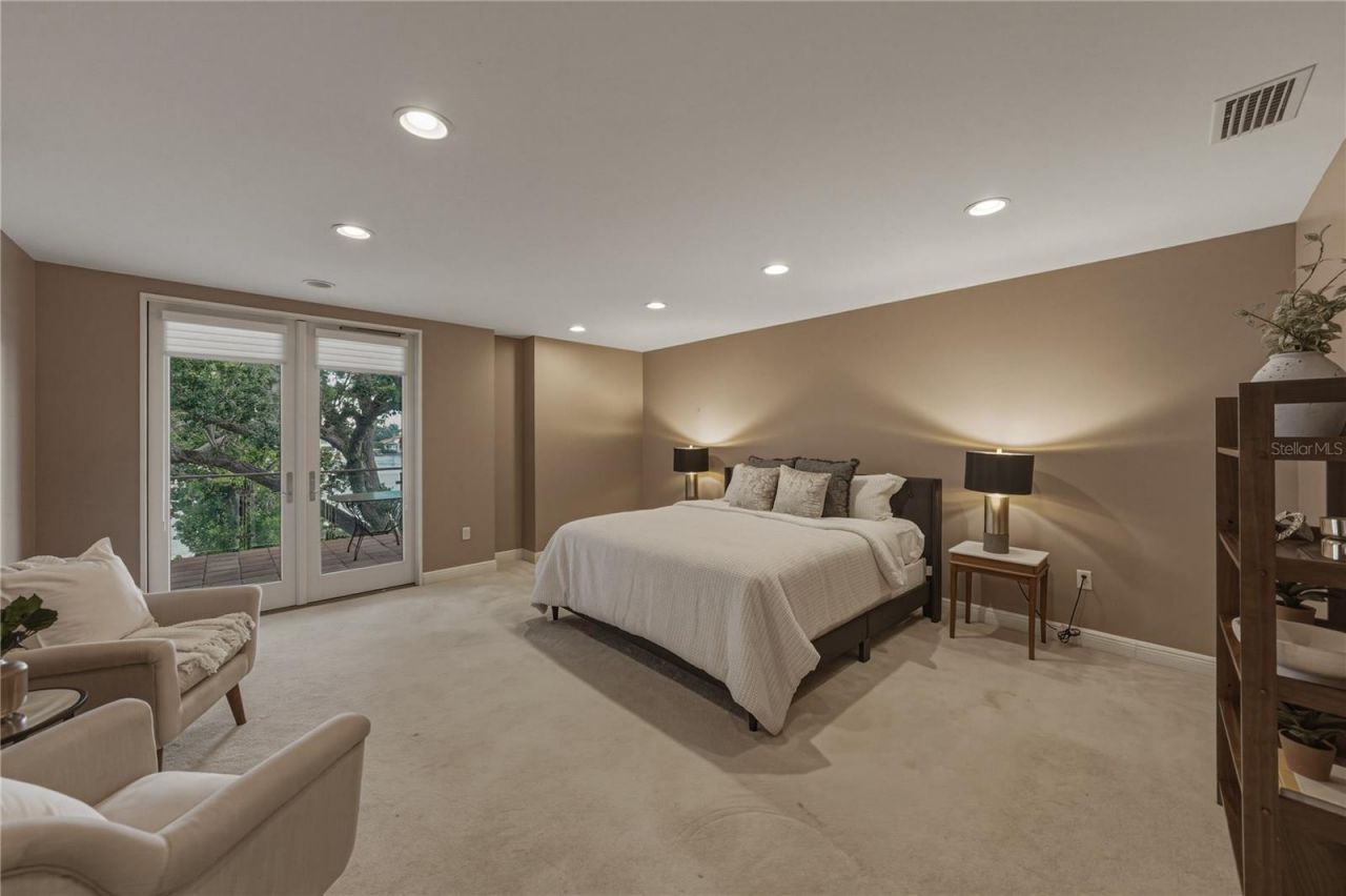 838 Monterey Boulevard Ne, Saint Petersburg, FL 33704 Photo