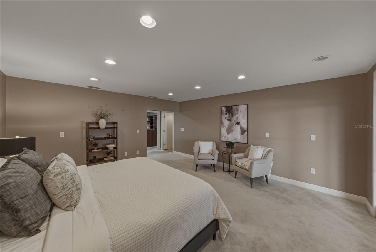 838 Monterey Boulevard Ne, Saint Petersburg, FL 33704 Photo