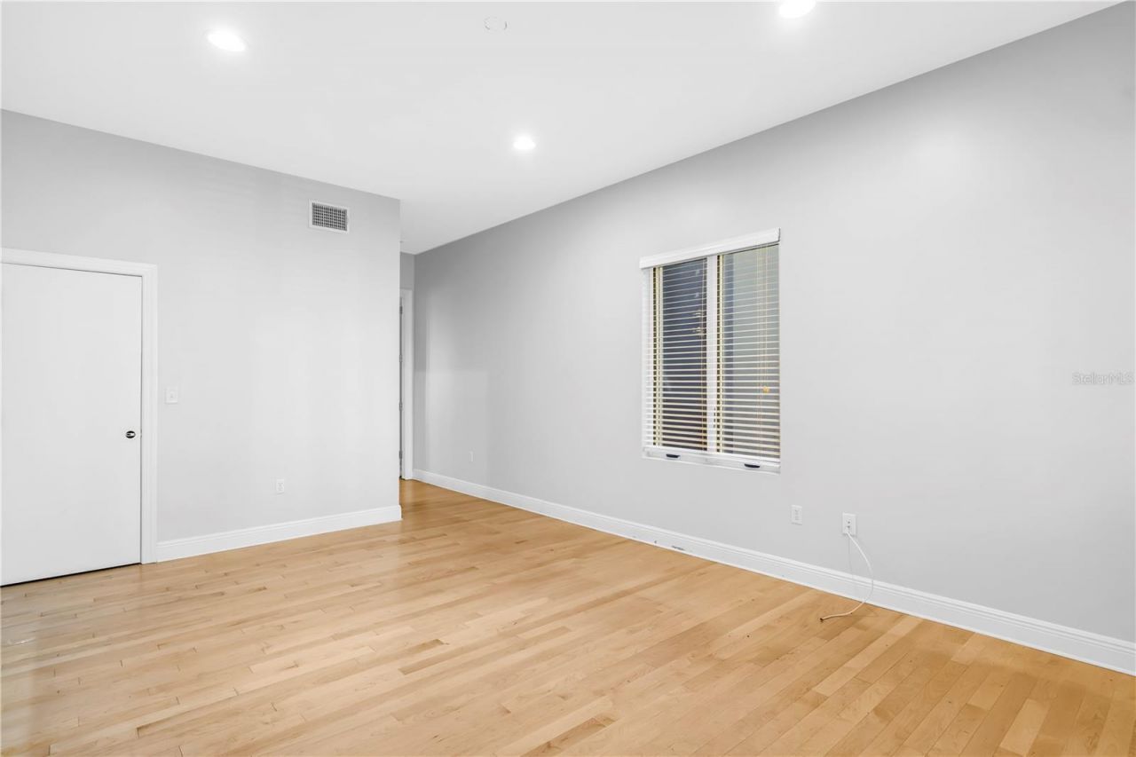 838 Monterey Boulevard Ne, Saint Petersburg, FL 33704 Photo