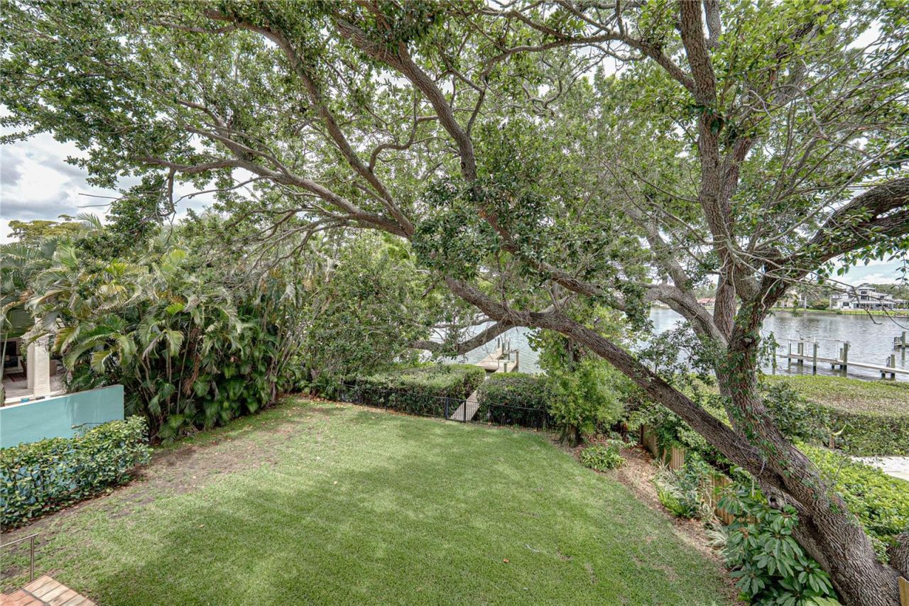 838 Monterey Boulevard Ne, Saint Petersburg, FL 33704 Photo