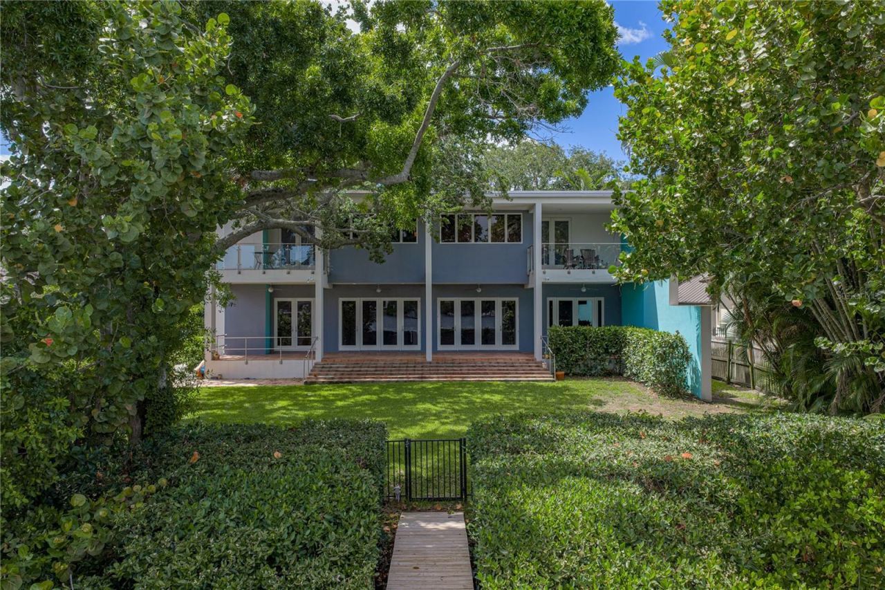 838 Monterey Boulevard Ne, Saint Petersburg, FL 33704 Photo