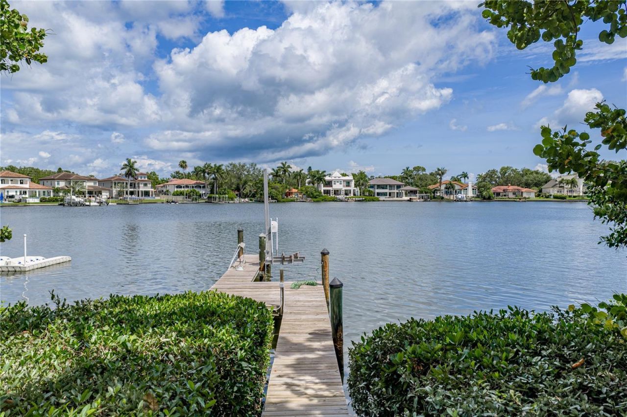 838 Monterey Boulevard Ne, Saint Petersburg, FL 33704 Photo